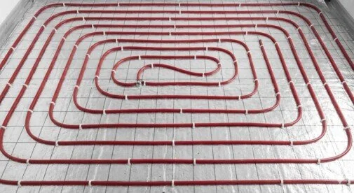 Climatizzatore Daikin Emura installato in soggiorno moderno